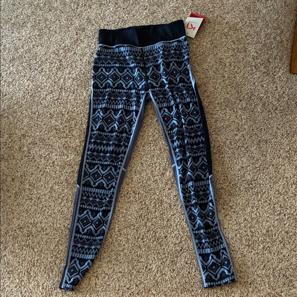 Kari Traa women’s black and Blue Patterned Leggings